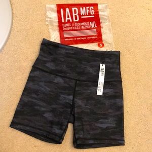 IAM MFG 5-in Inseam Shorts High-Waisted NWT